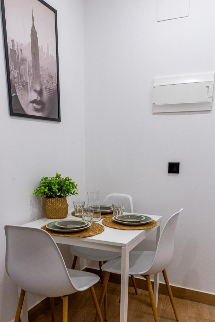 Apartamentos Cibeles Centro Historico, Nuevo Establecimiento ميريذا المظهر الخارجي الصورة