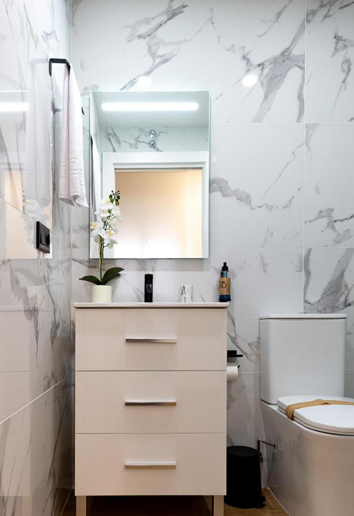 Apartamentos Cibeles Centro Historico, Nuevo Establecimiento ميريذا المظهر الخارجي الصورة